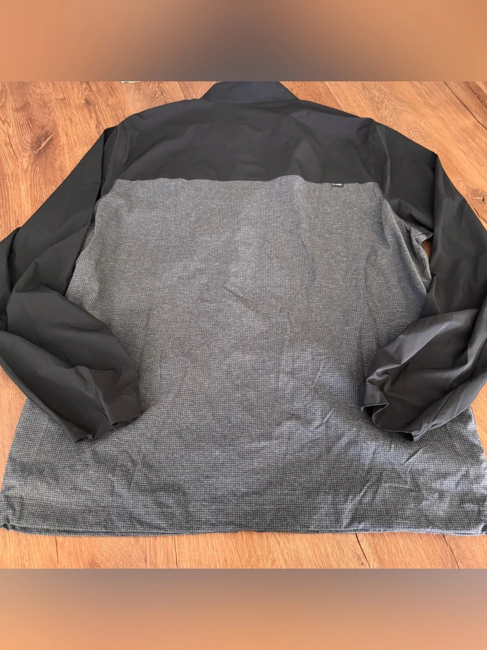 Travis Mathew moons red